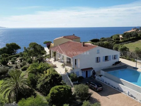 Maison de prestige Cargèse 1 190 000 €