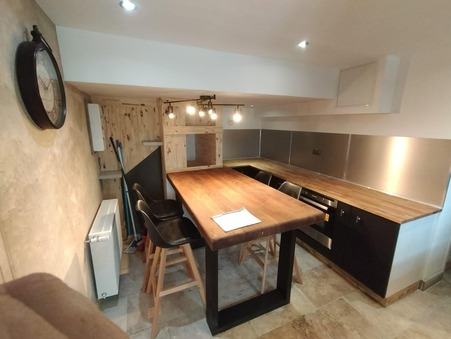 Vente        0 de prestige Centre 551 000 €