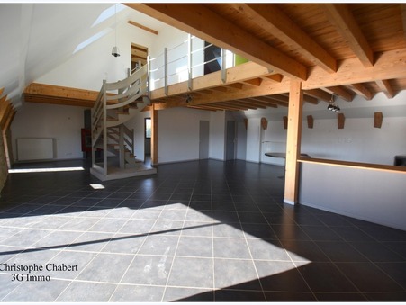 Vente        Bâtisse de prestige Auvergne 520 000 €