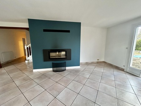 Vente        Maison traditionnelle haut standing Centre 599 000 €