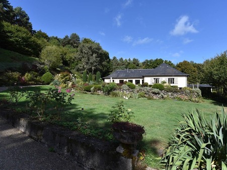 à vendre        0 de prestige Auvergne 699 000 €