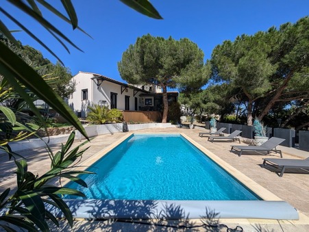 Maison de luxe Agde 839 000 €