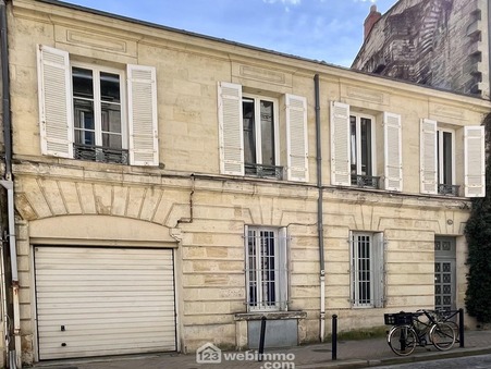 Maison de luxe Bordeaux 830 000 €