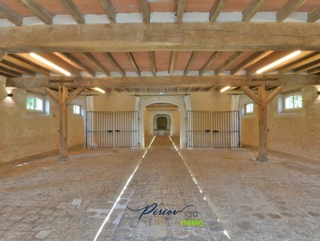 Vente 0 haut de gamme Maine et loire 997 000 €