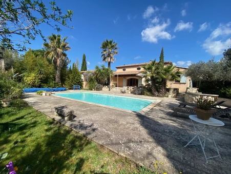 à vendre Maison de qualité Arles 839 000 €