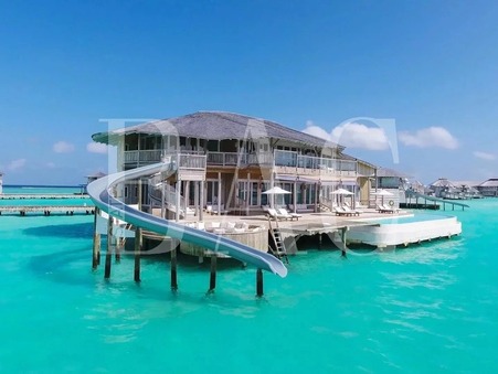 à vendre Villa  Mâle 8 500 000 €